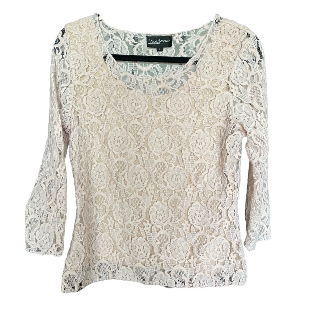 Vandana  Layered cream peach top size large GUC